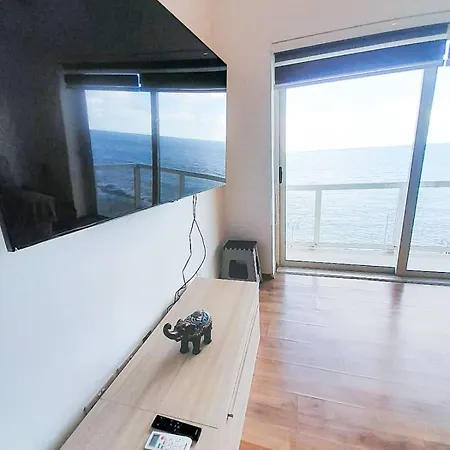 Privat bolig Front Seaview Cozy In Shared Flat - R1